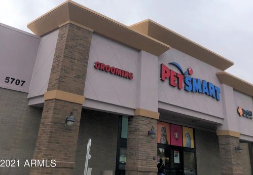 5233 Myrtle Ave, Glendale AZ  85301-2038 exterior