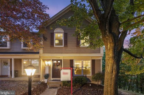 16869 Miranda Ln, Woodbridge VA  22191-5142 exterior