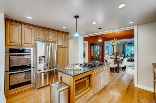 839 Ogden St, Denver CO 80210-4522 exterior