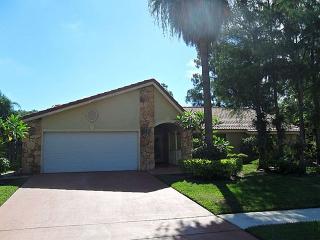 1276 Primrose Ln, West Palm Beach, FL 33414-8646