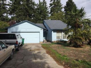 12603 Raymond St, Portland, OR 97236-3933