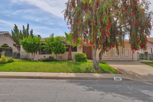 3166 Kirkham Dr, Glendale, CA 91206-1128