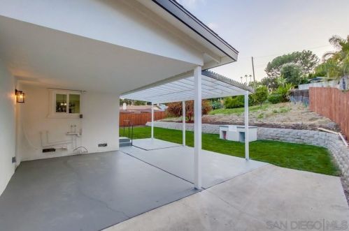 1839 Yettford Rd, Vista CA  92083-7728 exterior