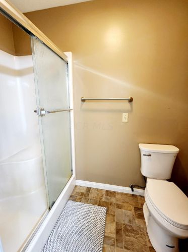 5985 Creek Rd, Washington Ch OH  43160-9726 exterior