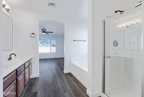1246 Chimes Tower Dr, Casa Grande AZ  85122-6640 exterior