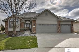 7123 121st St, Omaha, NE 68142-1675