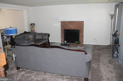 704 Independence Blvd, Dover DE  19904-2658 exterior