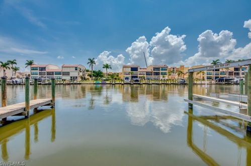 4017 19th Pl, Cape Coral, FL 33904-8012