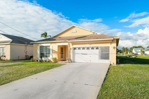 6279 Adams St, Jupiter, FL 33458-6732