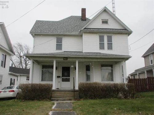 505 Kilbourne St, Bellevue, OH 44811-1625