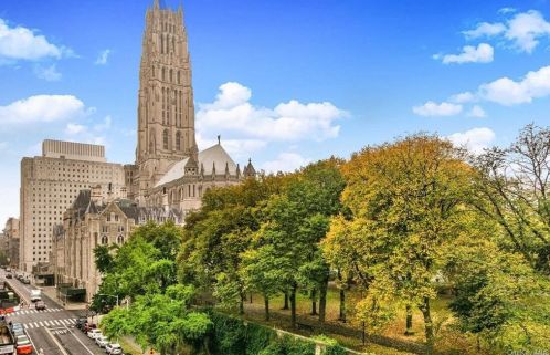 140 Claremont Ave, New York NY  10027-4631 exterior