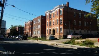 58 Fairmount St, Hartford CT  06120-2615 exterior