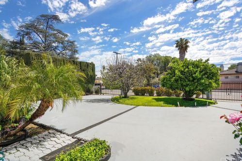 5119 Haskell Ave, Van Nuys, CA 91436-1505