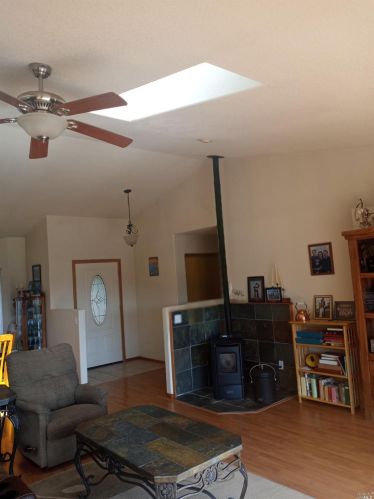 5480 Canyon Rd, Willits CA  95490-9242 exterior