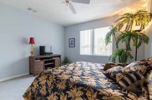 7662 19 St, Hollywood FL 33024-3633 exterior