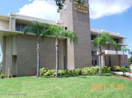 250 Courtenay Pkwy, Merritt Island, FL 32952-4857