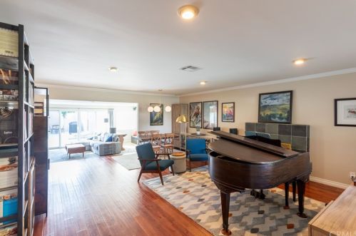 8009 Vale Dr, Whittier CA  90602-2659 exterior