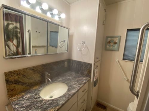 20 Juniper Dr, Boynton Beach, FL 33435-7379