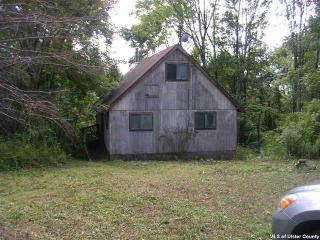 22 Mcguffey Rd, Kerhonkson, NY 12446-1022