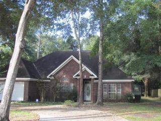 7876 Simmons Dr, Foley, AL 36535-4096
