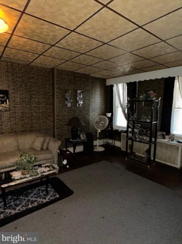 519 Delamore Pl, Wilmington DE  19805-3120 exterior
