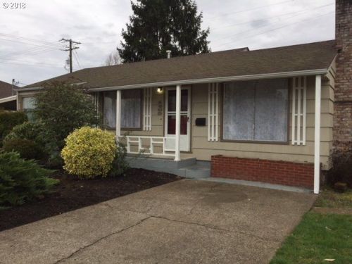 1469 Parker St, Springfield OR  97477-4132 exterior
