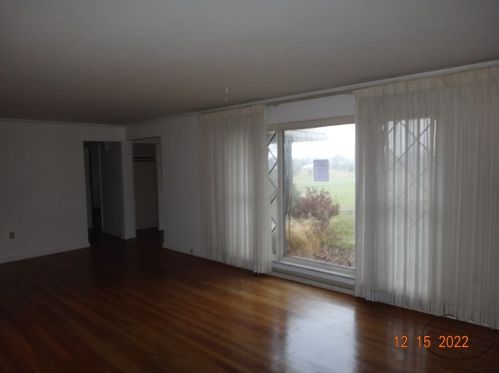 104 Mccreary Rd, New Brighton, PA 15066-3420