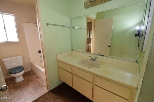 413 Percy St, Oxnard CA  93033-7155 exterior