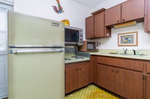 108 Lyons Bay Rd, Nokomis FL 34275-3015 exterior