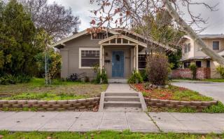 1583 Roosevelt Ave, Fresno, CA 93728-1708