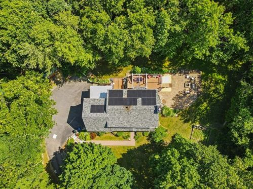 55 Linden Ln, West Greenwich RI  02817-2169 exterior
