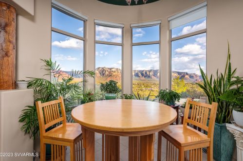 215 Calle Francesca, Sedona AZ 86336-4761 exterior