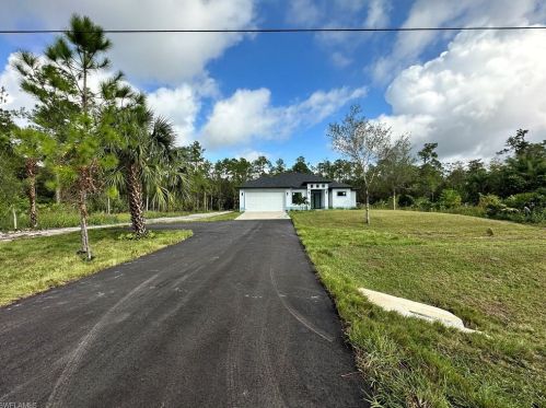 4773 8th Ave, Naples, FL 34117-0027