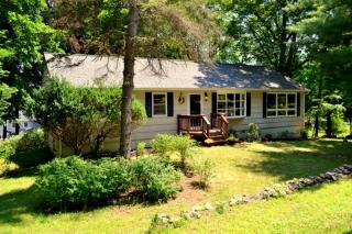 18 Hardman Ter, Parsippany, NJ 07834-1771