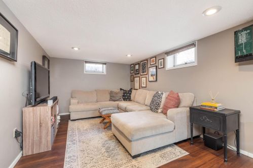 6845 James Ave, Minneapolis MN 55423-2146 exterior