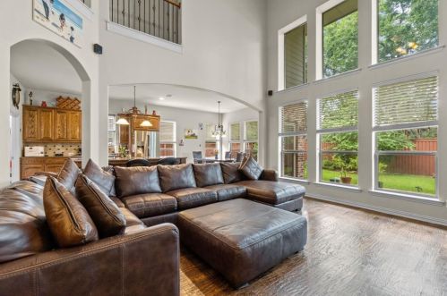 1923 Natchez Trce, Allen TX  75013-4873 exterior