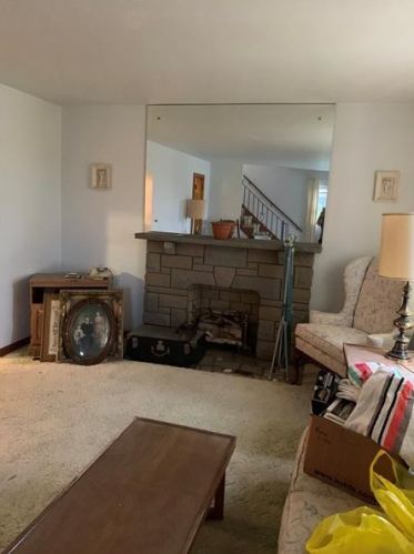 837 Brierly Ln, Whitaker PA  15120-3403 exterior