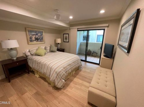 2043 Majorca Dr, Oxnard CA exterior