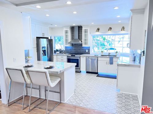2695 Eucalyptus Ave, Long Beach CA  90806-2513 exterior