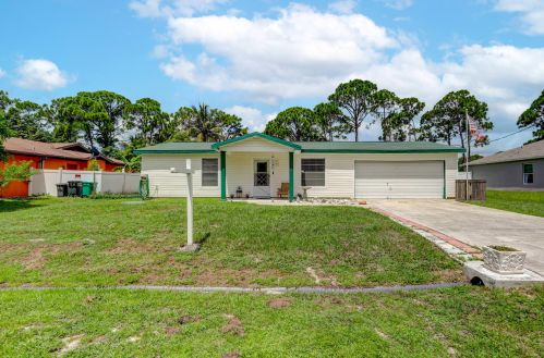 1756 Manth Ln, Fort Pierce, FL 34983-4509