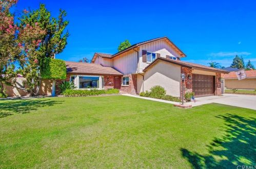 2609 Salem Pl, Fullerton, CA 92835-3132