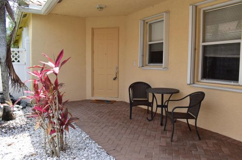 738 Rocky Bayou Ter, Fort Pierce, FL 34986-2070