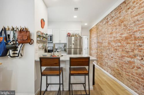 5220 Larchwood Ave, Philadelphia PA 19143-1522 exterior