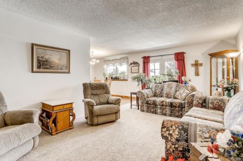 2739 Rifle St, Denver CO 80013-2116 exterior