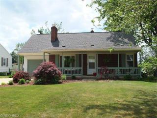 3841 Norman Ave, Canton, OH 44709-2562
