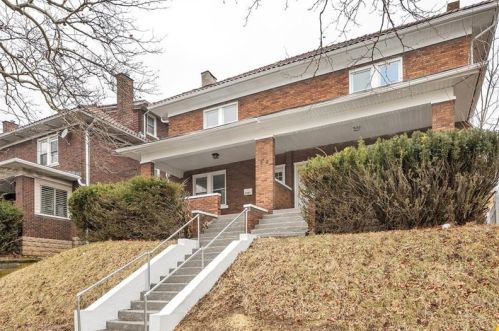5561 Pocusset St, Pittsburgh, PA 15217-1912