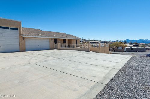 2765 Briarcrest Dr, Lake Havasu City, AZ 86404-3987