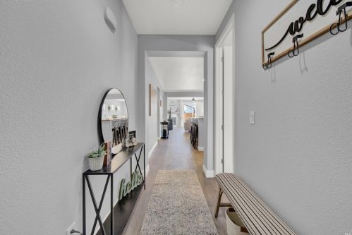 542 Twilight St, Vacaville CA  95688-8829 exterior