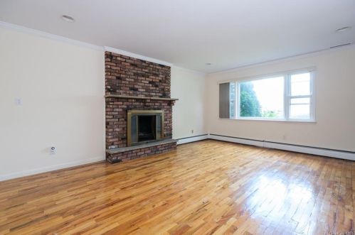 414 Seventh Ave, New Rochelle, NY 10803-1351