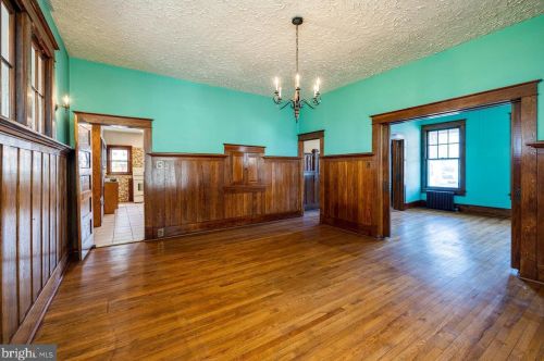 5 Amiss Ave, Richmond National Battlefiel VA  22835-1309 exterior